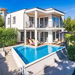 Vila Paliska